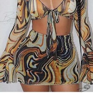 SHEIN Multicolor Swirl Crop Top